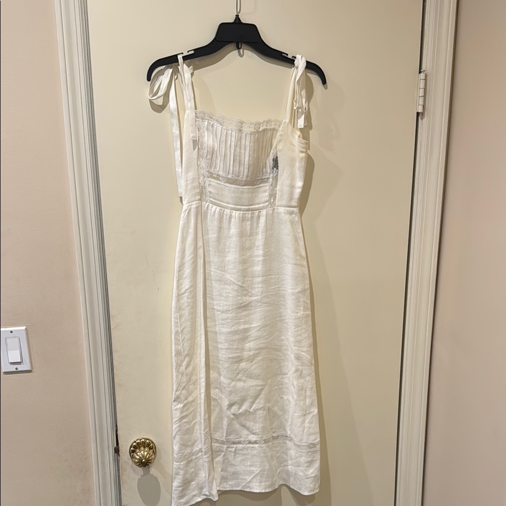 Reformation , Elegant White Sleeveless Dress